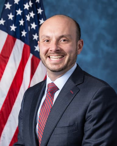 Official photo of Garbarino, Andrew R.